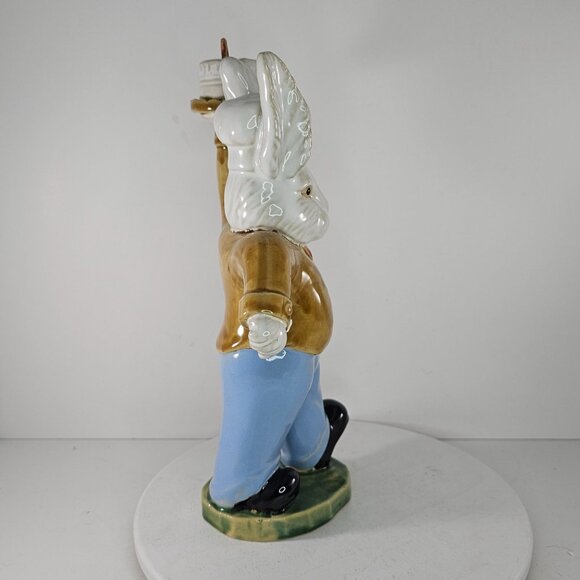 Andrea By Sadek Ceramic Bunny Rabbit Figurine Chef Walking Holding Cake *FLAW* - Picture 3 of 9
